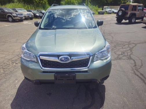 2016 Subaru Forester 2.5i