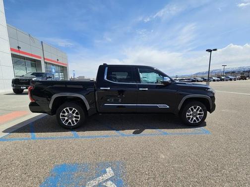 2025 Toyota Tundra Hybrid 1794 Edition
