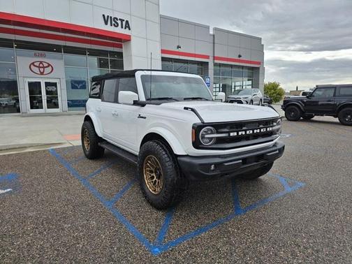 2022 Ford Bronco Outer Banks