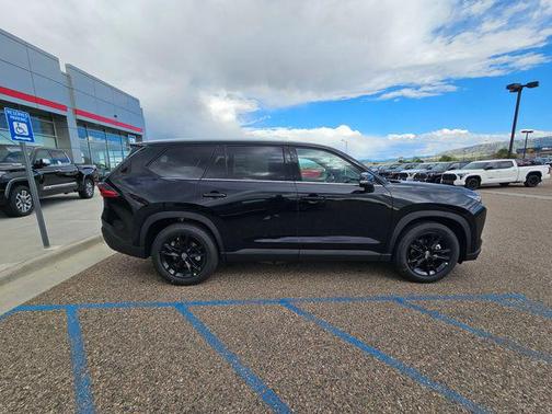 Midnight Black Metallic 2026 Toyota Grand Highlander Hybrid Limited MAX