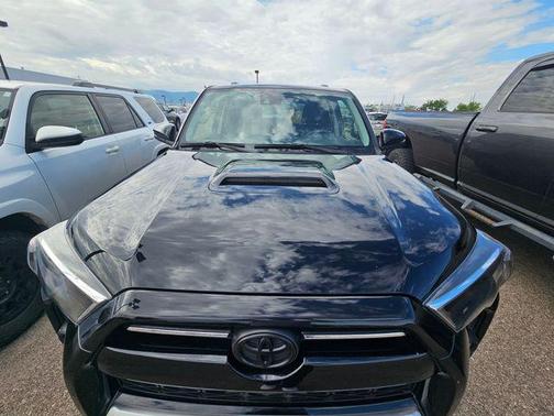 Midnight Black Metallic 2022 Toyota 4Runner TRD Off Road Premium