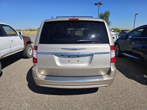 2014 Chrysler Town & Country Touring-L
