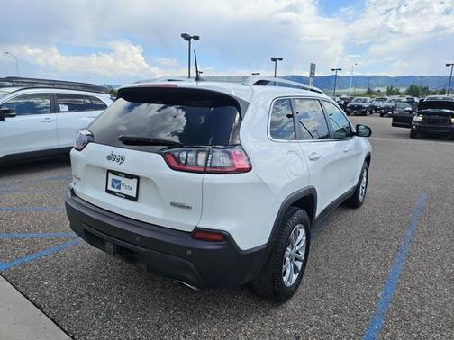 2021 Jeep Cherokee Latitude Lux