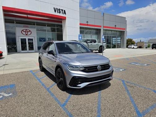 2024 Volkswagen Tiguan 2.0T SE R-Line Black 4MOTION