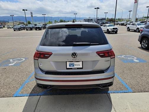 2024 Volkswagen Tiguan 2.0T SE R-Line Black 4MOTION
