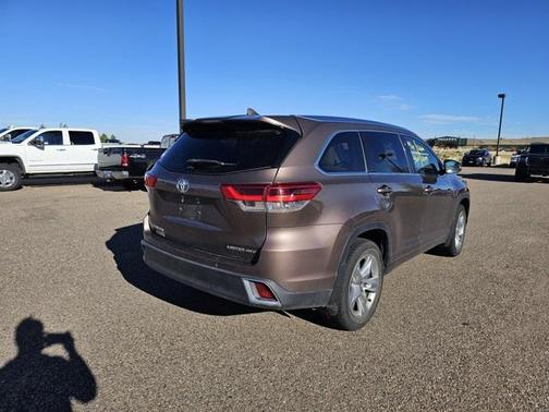 2017 Toyota Highlander 