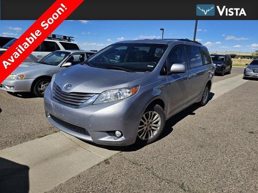2017 Toyota Sienna XLE Premium