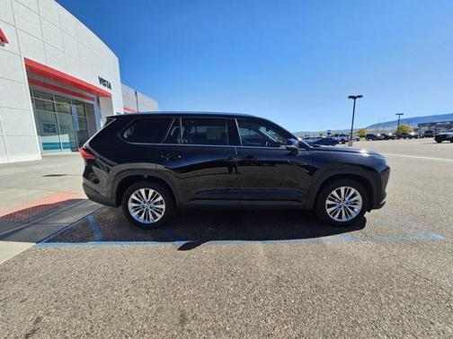 2024 Toyota Grand Highlander Platinum