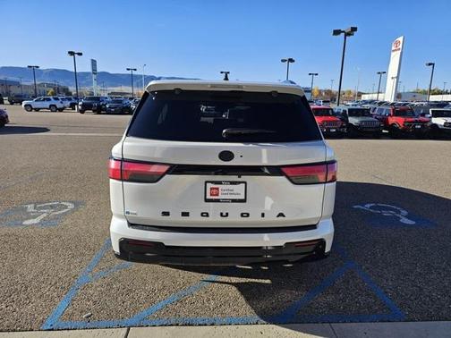 2024 Toyota Sequoia Platinum