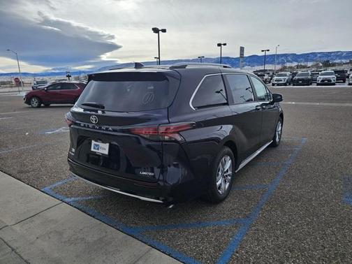 2026 Toyota Sienna Limited
