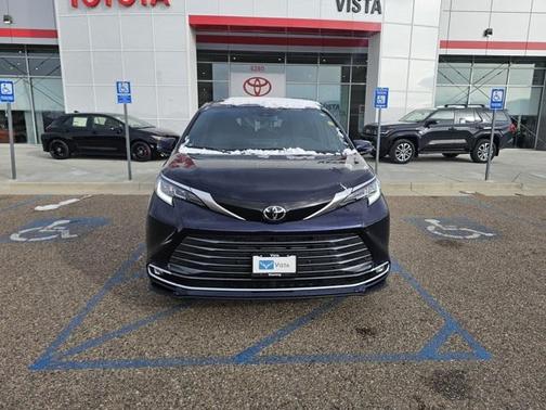 2026 Toyota Sienna Limited