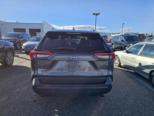 2024 Toyota RAV4 Hybrid XLE