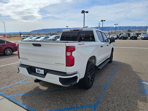 2023 Chevrolet Silverado 1500 Custom