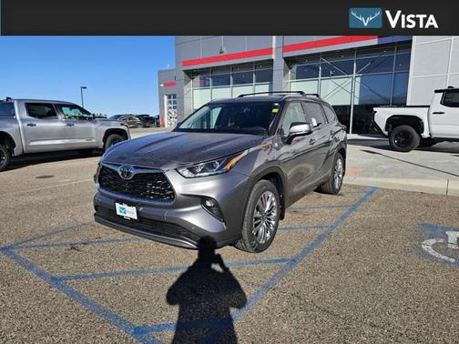 2026 Toyota Highlander Platinum