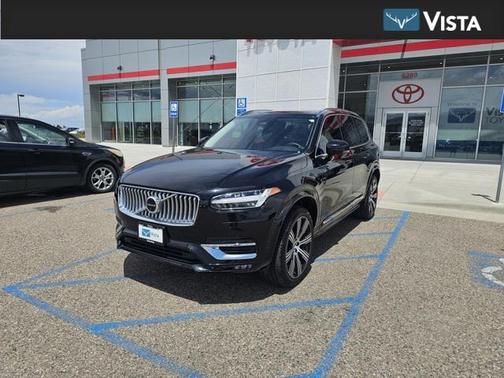 2024 Volvo XC90 B5 Plus Bright Theme