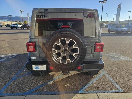 2024 Jeep Wrangler 4-Door Sahara 4x4