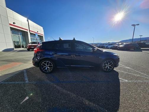 2017 Ford Focus SEL