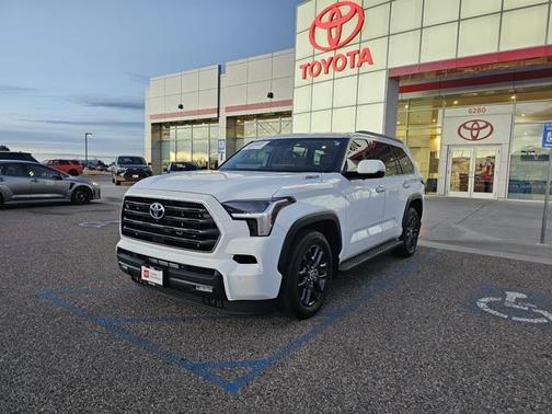 2023 Toyota Sequoia SR5