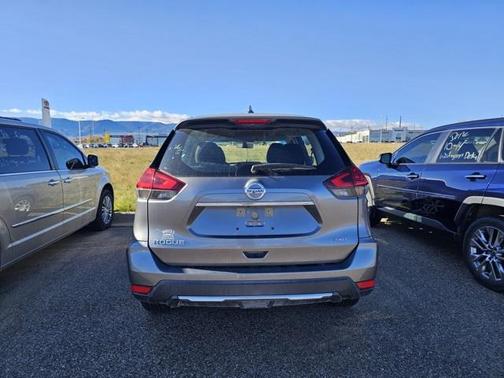 2018 Nissan Rogue S