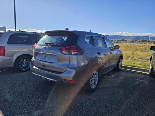 2018 Nissan Rogue S
