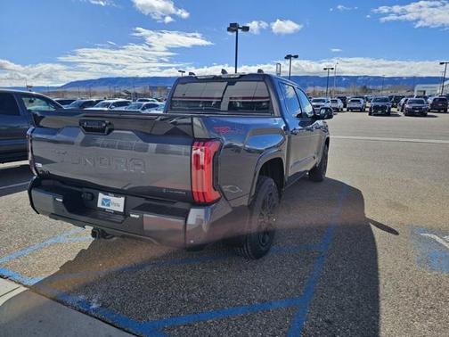 2026 Toyota Tundra Hybrid Platinum
