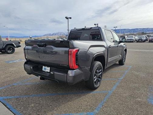 2025 Toyota Tundra Hybrid Platinum