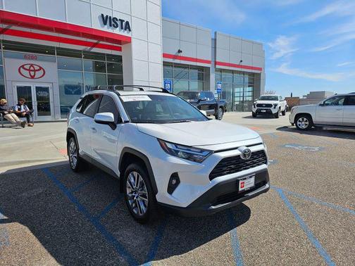 Wind Chill Pearl 2023 Toyota RAV4 XLE Premium