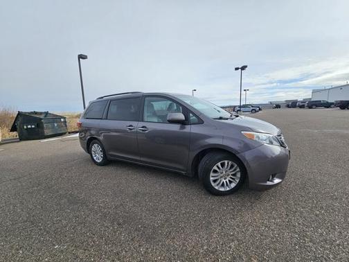2015 Toyota Sienna XLE Premium