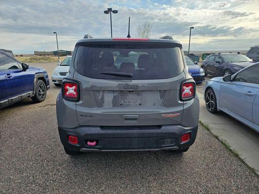 Sting-Gray Clearcoat 2019 Jeep Renegade Trailhawk