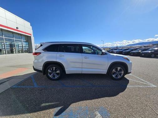 2018 Toyota Highlander Limited Platinum