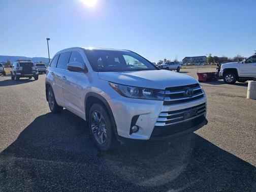 2018 Toyota Highlander Limited Platinum