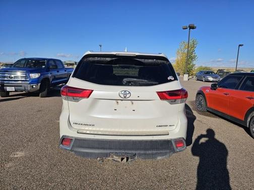2018 Toyota Highlander Limited Platinum