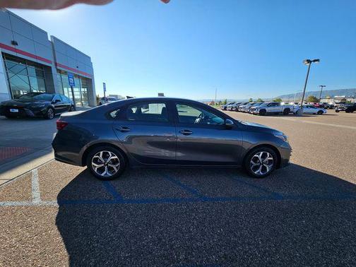 Gravity Gray 2021 Kia Forte LXS