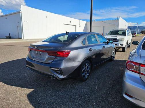 Gravity Gray 2021 Kia Forte LXS