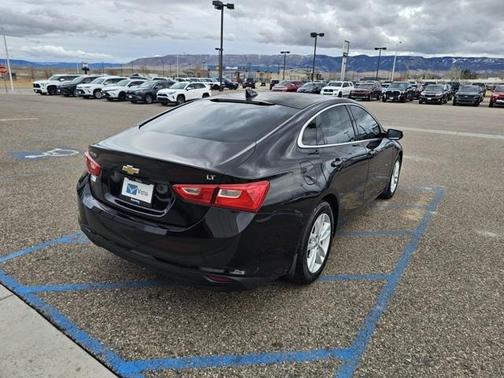 2017 Chevrolet Malibu 1LT