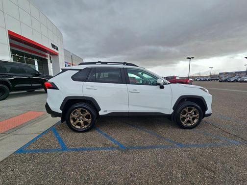 2023 Toyota RAV4 Hybrid Woodland Edition