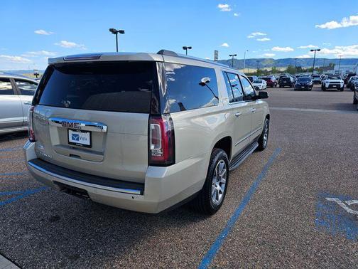 Sparkling Silver Metallic 2016 GMC Yukon XL Denali