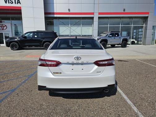 2018 Toyota Camry XLE