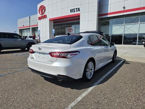 2018 Toyota Camry XLE