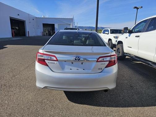 2012 Toyota Camry Hybrid XLE