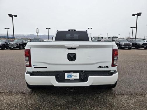 2023 RAM 3500 Big Horn Crew Cab 4x4 8' Box