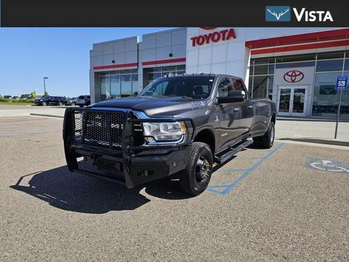 2021 RAM 3500 Tradesman Crew Cab 4x4 8' Box