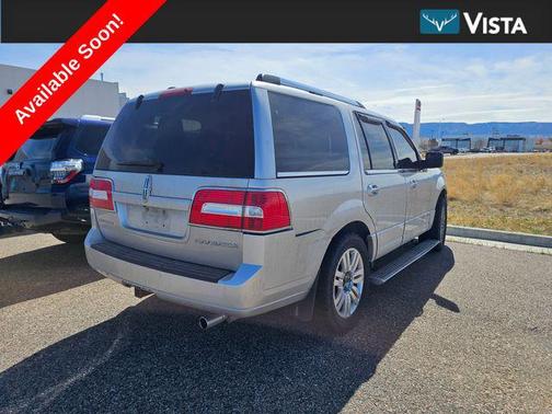 2014 Lincoln Navigator Base