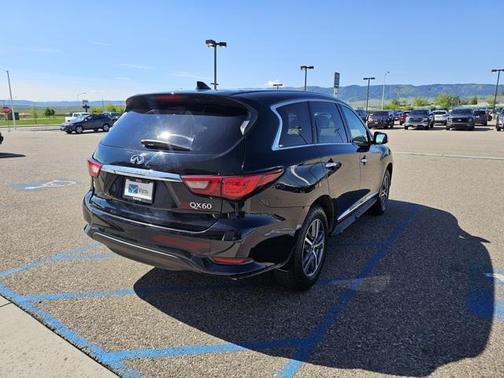 2018 INFINITI QX60 Base