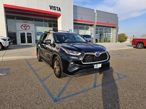 2023 Toyota Highlander Hybrid XLE
