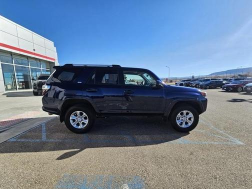 2023 Toyota 4Runner SR5