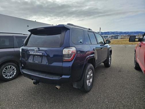 2023 Toyota 4Runner SR5