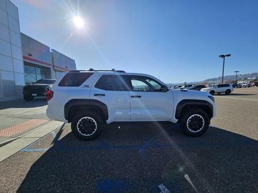 2025 Toyota 4Runner TRD Off Road