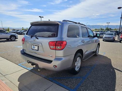 2012 Toyota Sequoia SR5
