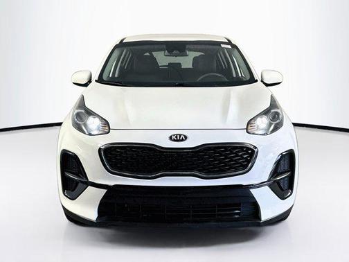 Clear White 2020 Kia Sportage LX